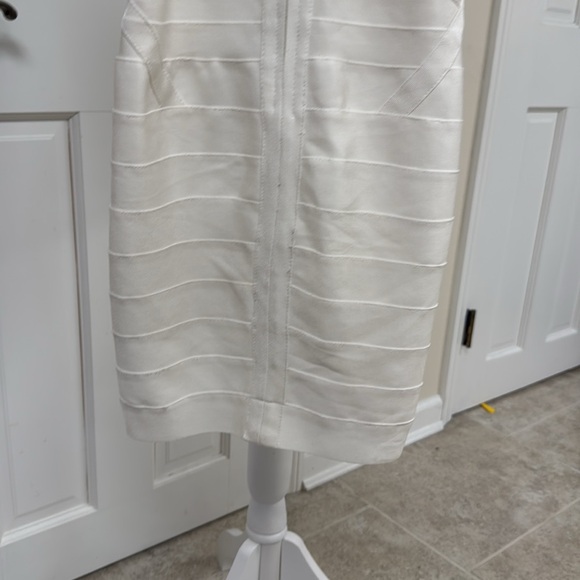 ⚫️ creamy white bandage dress⚫️ - Picture 6 of 9